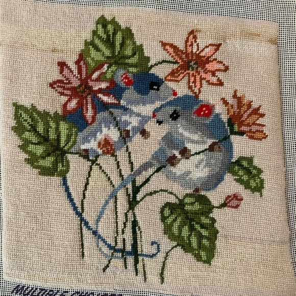 Embroidery - Picture 2 of 6